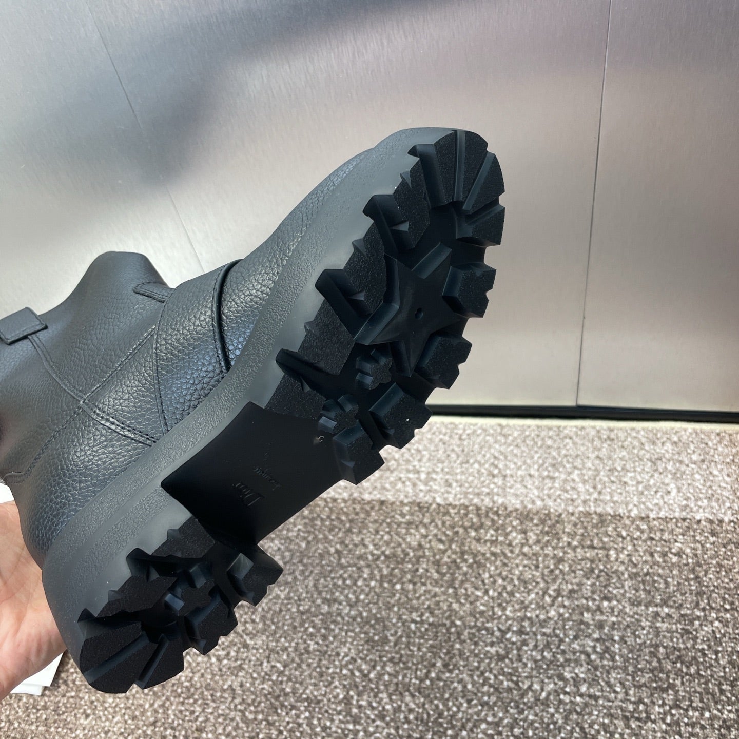 DIOR 25S D-QUEST BOOT 45MM IN BLACK GRAINED CALFSKIN